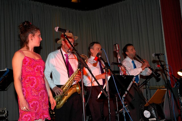 min 2008 11 08 fous swing 282